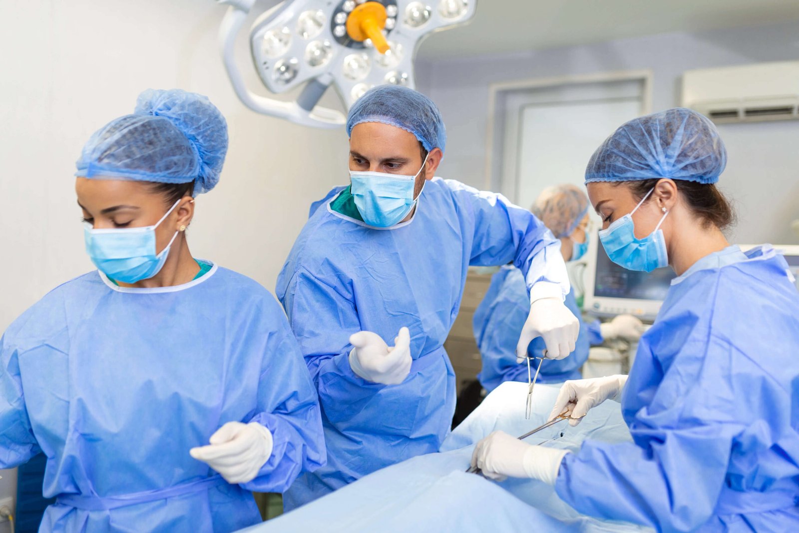Best Hip Replacement Surgery in Delhi | Plusify