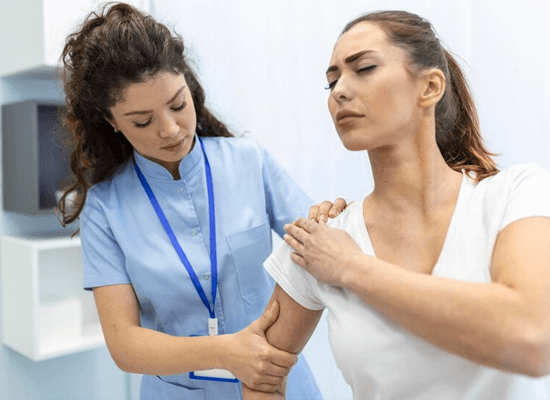 Shoulder replacement surgery in Delhi